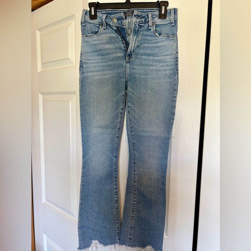 Abercrombie & Fitch jeans.